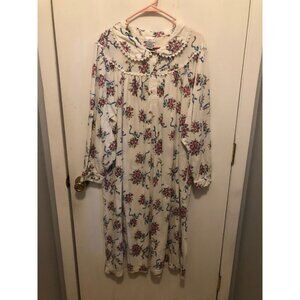 Vintage Fundamentals Woman Plus SZ 2X Modest Granny Floral Long Sleeve Nightgown